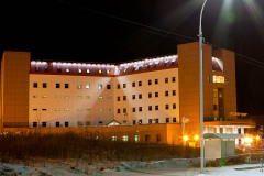 Мирный